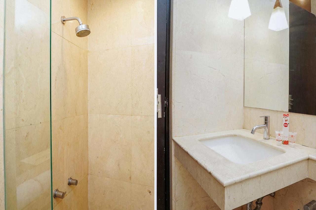 Istana Permata Ngagel Hotel Surabaya Ngoại thất bức ảnh