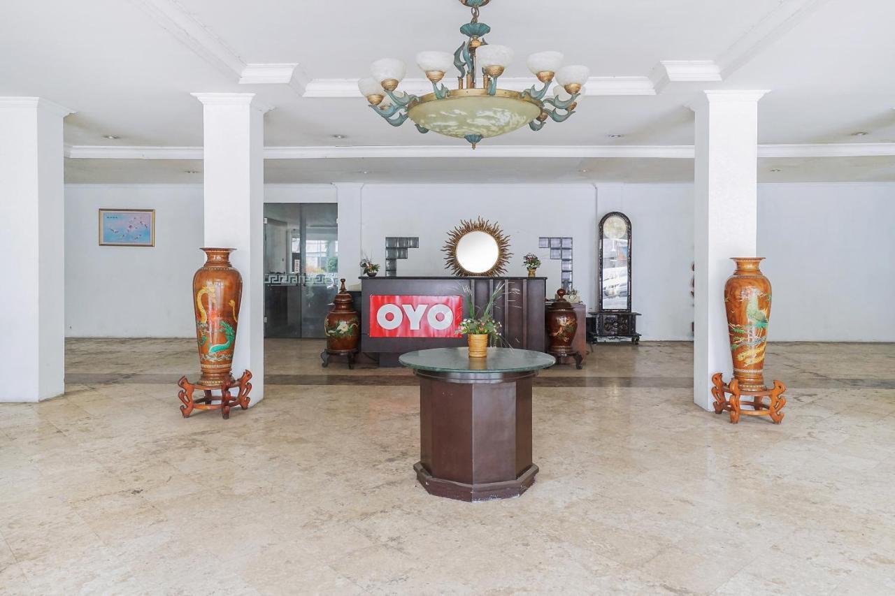 Istana Permata Ngagel Hotel Surabaya Ngoại thất bức ảnh
