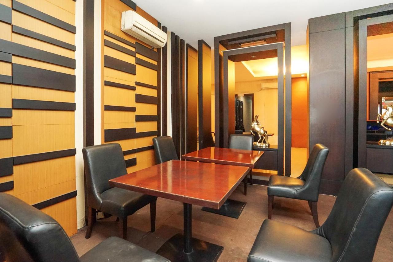 Istana Permata Ngagel Hotel Surabaya Ngoại thất bức ảnh